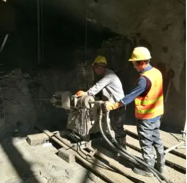 灵寿水下抗分散灌浆料特点 水下不分散注浆料介绍